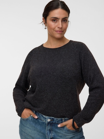 Pullover 'VMCDoffy' di Vero Moda Curve in marrone: frontale