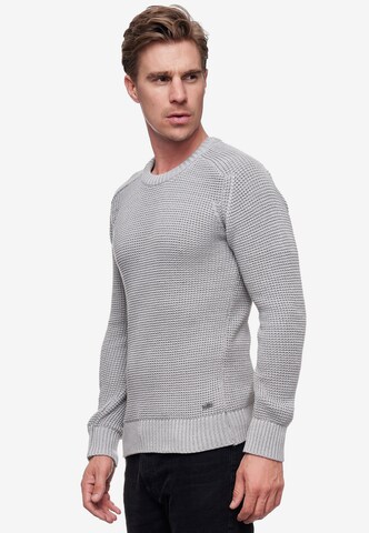 Rusty Neal Pullover in Grau