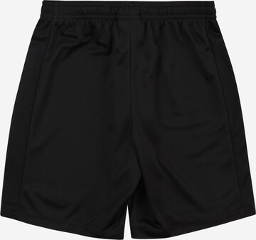 Regular Pantaloni sport de la NIKE pe negru