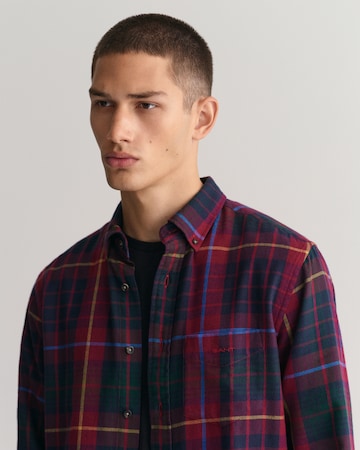 GANT Regular fit Button Up Shirt in Red