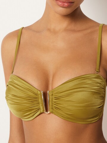 CALZEDONIA Bandeau Bikini Top 'SHINY SATIN' in Green