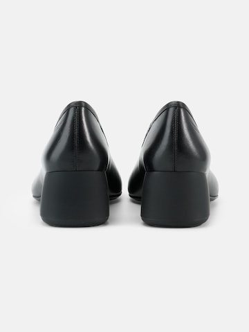 Décolleté 'Livia' di VAGABOND SHOEMAKERS in nero