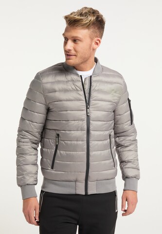 Mo SPORTS Between-Season Jacket in Grey: front