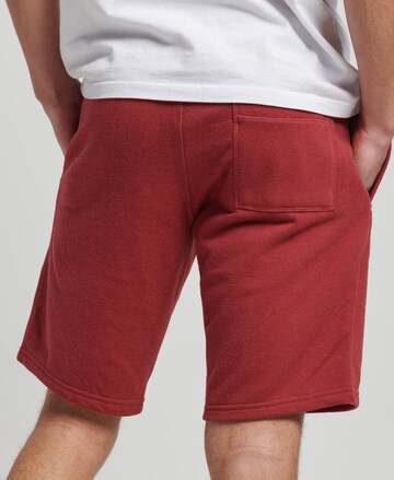 Regular Pantalon Superdry en rouge