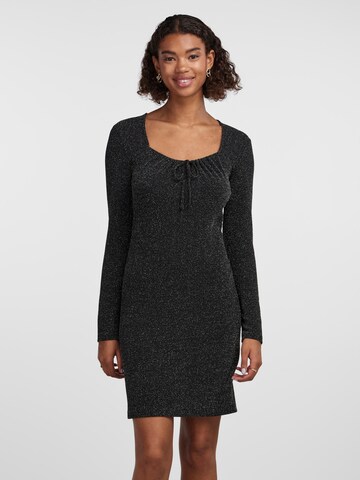 PIECES Kleid 'LINA' in Schwarz: Vorderseite