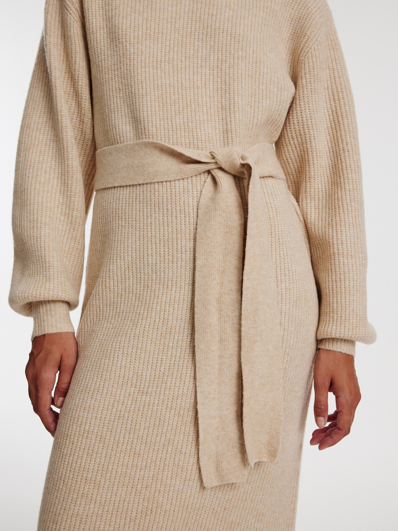 EDITED Robe 'Silvie' beige