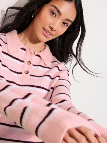 Pullover di Friends Like These in rosa