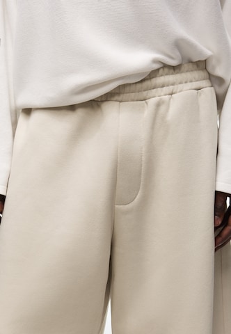 Barrel Pantaloni di Bershka in grigio