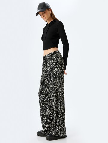 Koton Wide leg Pants in Black