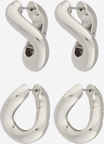 Cercei de la & Other Stories pe argintiu: față