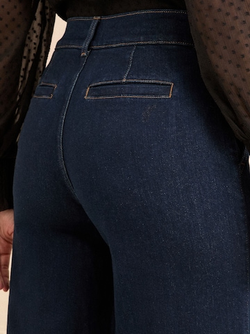 love & roses Loosefit Pressveckade jeans i blå