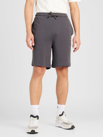 Lyle & Scott Regular Shorts in Grau: predná strana