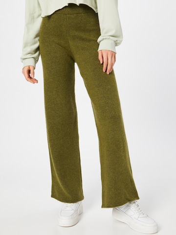 Trendyol Spodnie w kolorze zielony: przód