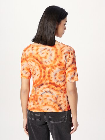 Warehouse - Camiseta en naranja