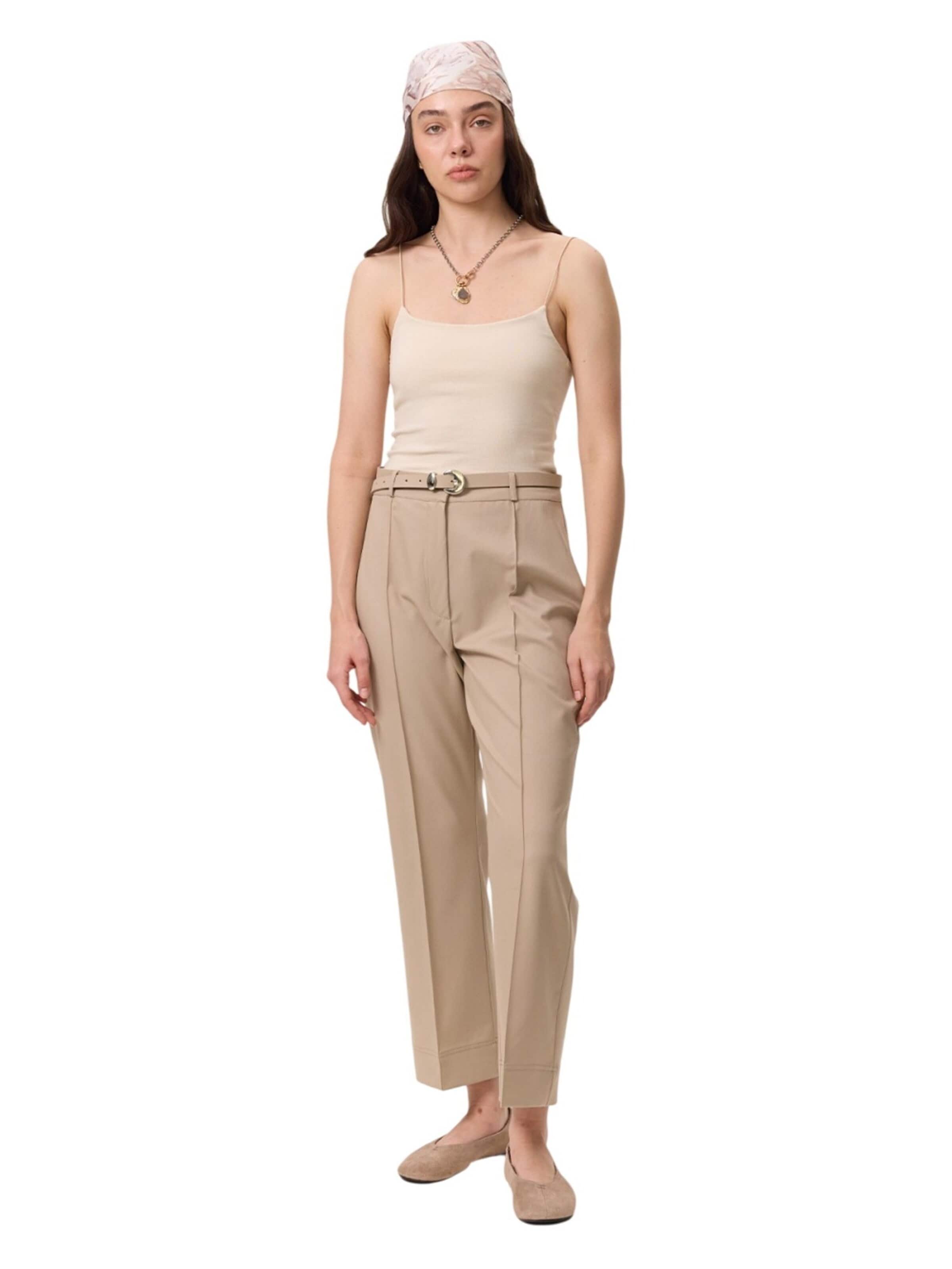 MANUKA Regular Trousers in Grey: front