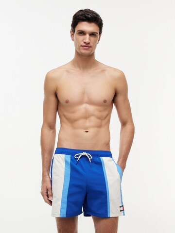 TOMMY HILFIGER Zwemshorts 'Heritage' in Blauw: voorkant