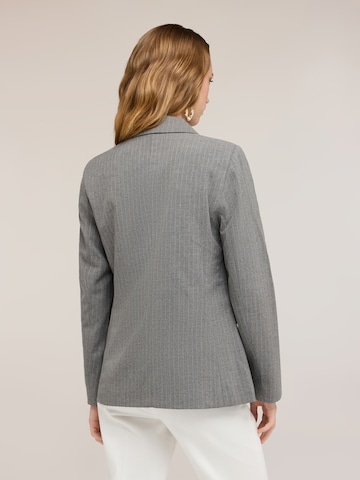 MOTIVI Blazer in Grey
