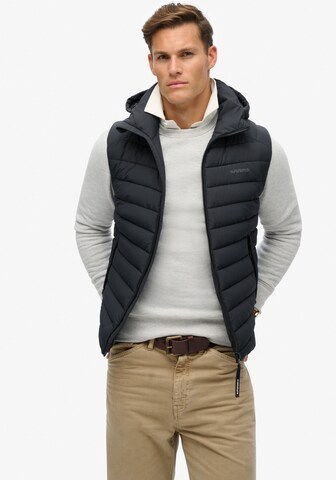 Superdry - Chaleco 'Fuji' en azul: frente