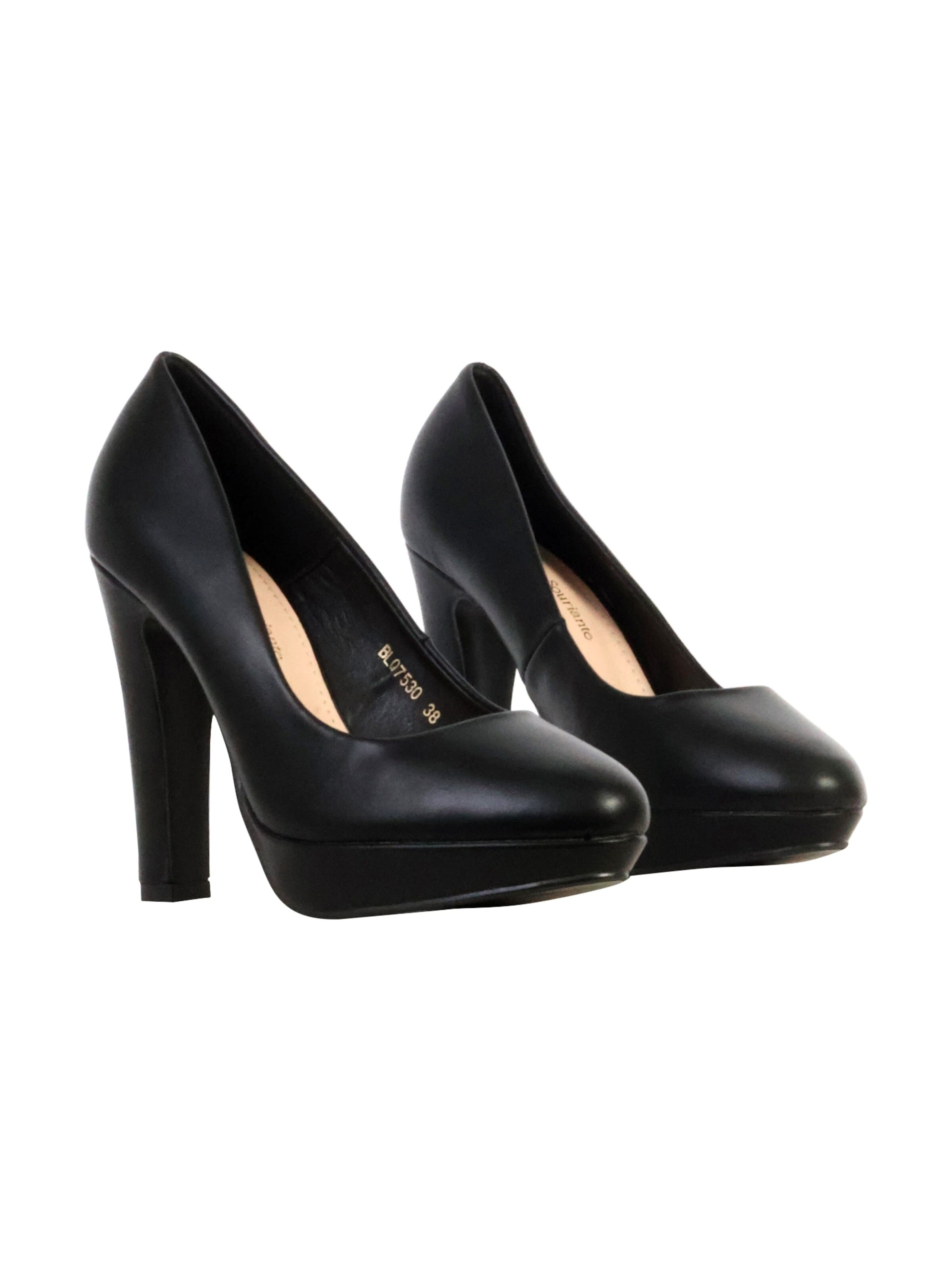 Super Mode Pumps 'Pumps mit Absatz von LBS' in Black