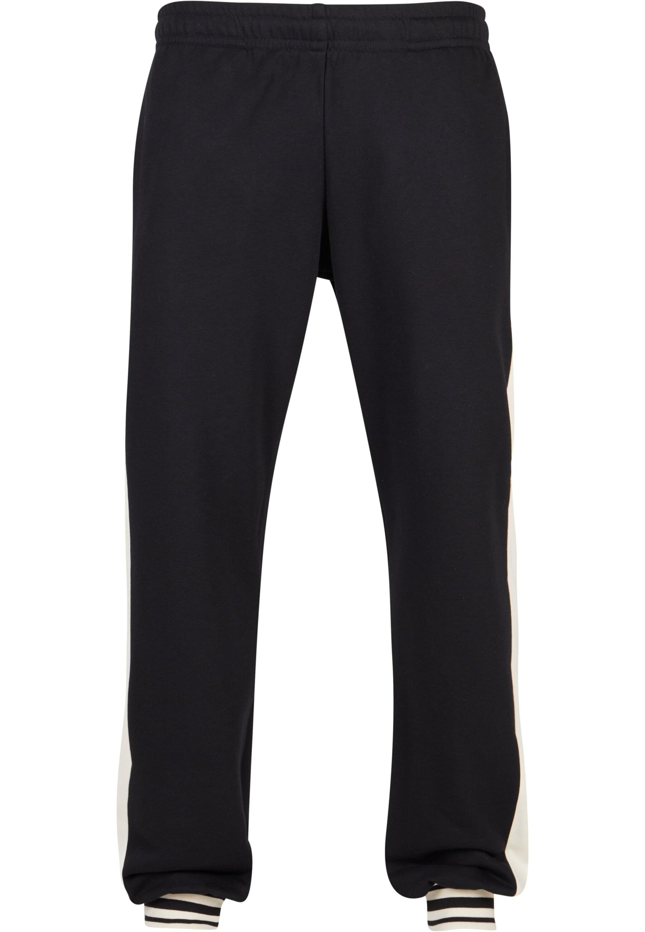 Urban Classics Loose fit Pants in Black: front