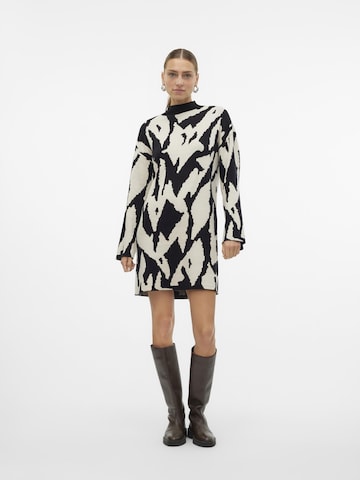 VERO MODA Gebreide jurk 'Gold' in Zwart