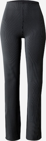 On Regular Urheiluhousut 'All-Day' värissä musta: etupuoli