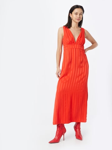 Traffic People - Vestido 'Va Va Voom' em vermelho: frente