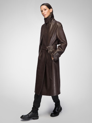 V S P Winter coat 'Isabelle' in Brown
