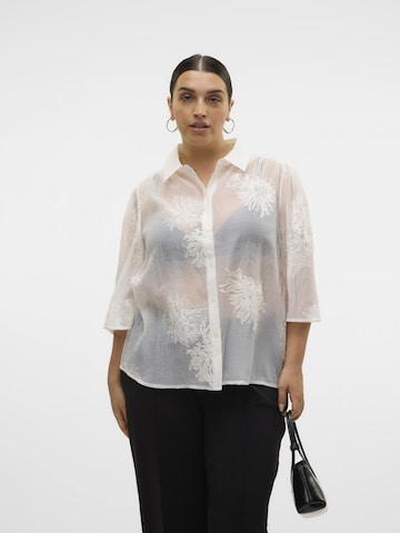 Vero Moda Curve Blouse 'VMCfeliz' in White: front