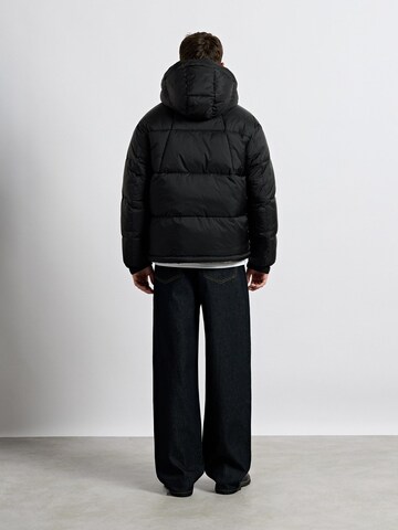 Burocs Winterjacke‌ in Schwarz