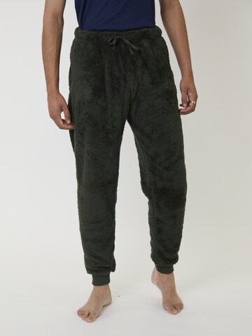 Loungeable Tapered Pyjamahose in Grün: Vorderseite
