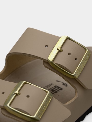 BIRKENSTOCK - Zapatos abiertos 'Arizona' en beige