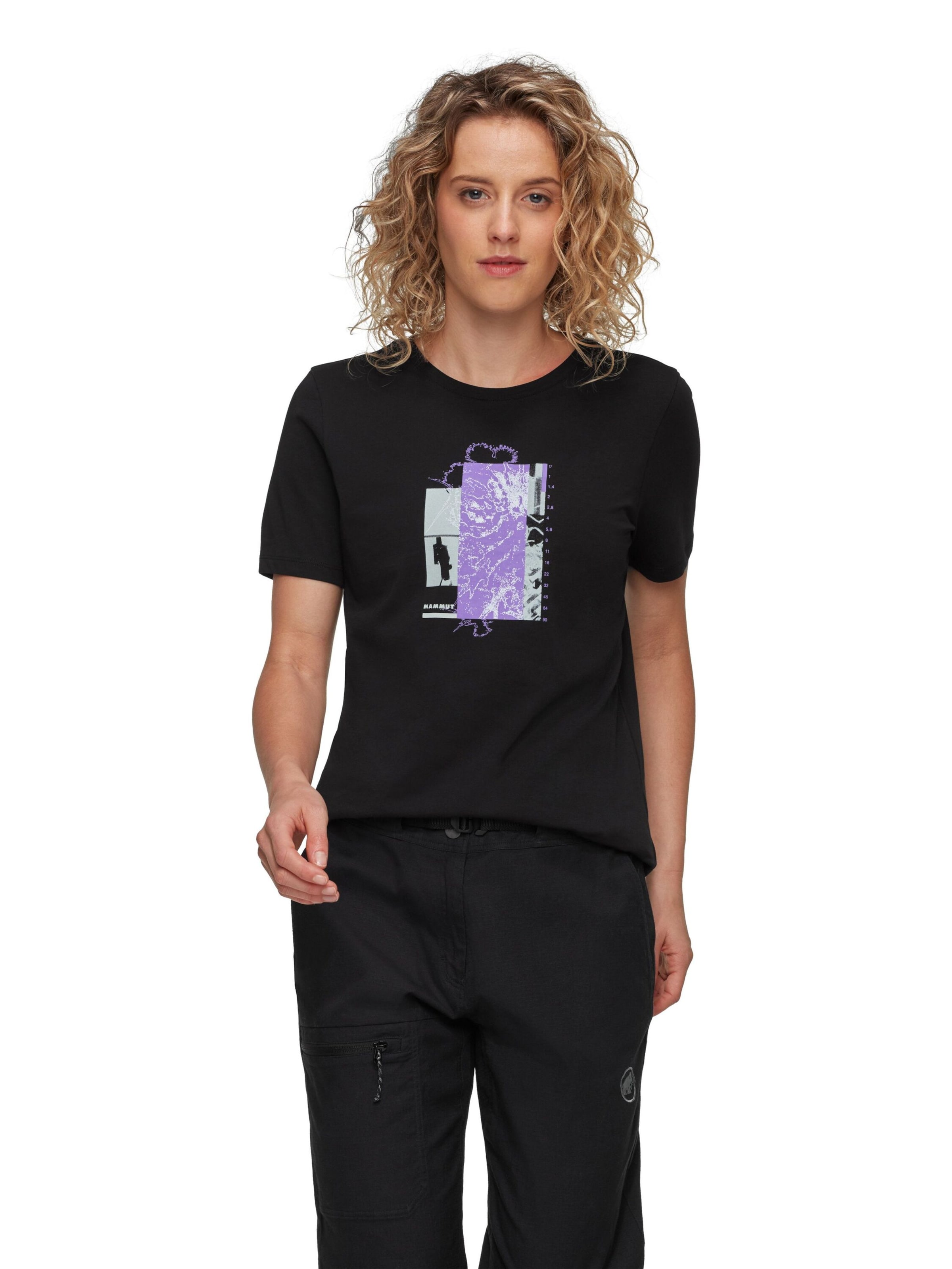 MAMMUT Performance Shirt in Black: front