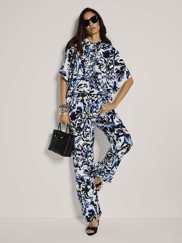 MADELEINE Bluse in Blau