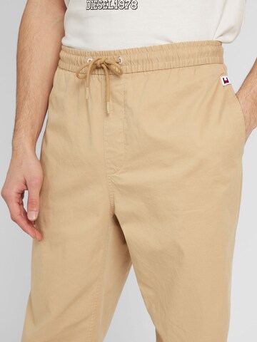 Tommy Jeans Regular Hose 'AIDEN' in Beige