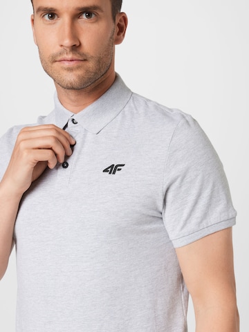 4F Sportshirt in Grau