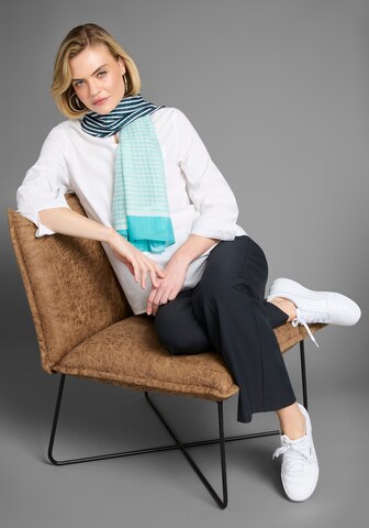 LAURA SCOTT Wrap in Blue