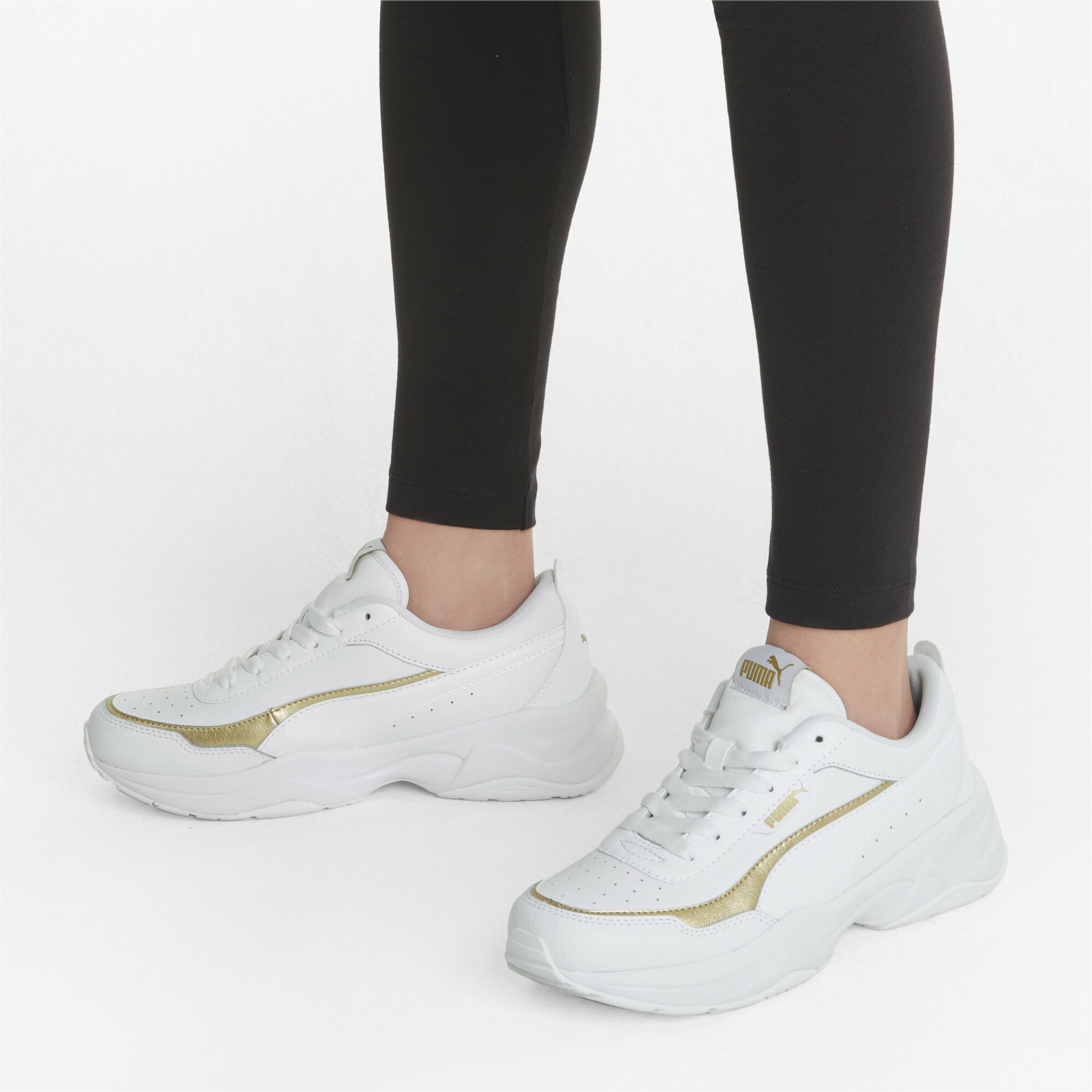Frauen Sneaker PUMA Cilia Mode Lux Damen Sneaker in Weiß - SW48609 Frauen Sneaker PUMA Cilia Mode Lux Damen Sneaker in Weiß - SW48609