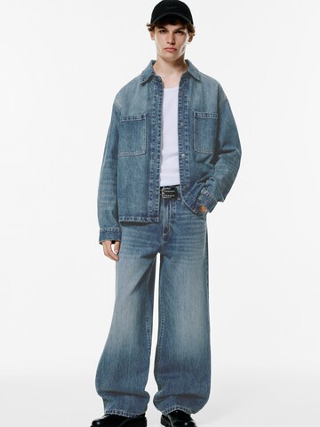Fit confort Chemise Pull&Bear en bleu : devant