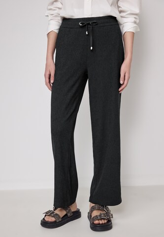 Street One Studio Loose fit Pants in Black: front
