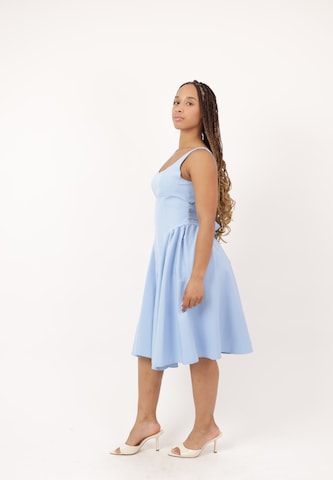 Elara Cocktailjurk in Blauw