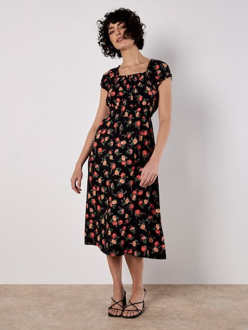 Robe ' ' Apricot en noir