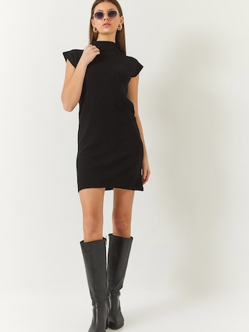 Abito in maglia di Bianco Lucci in nero: frontale