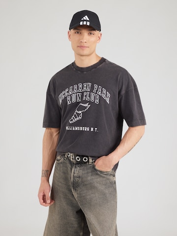 Abercrombie & Fitch Футболка в Черный: спереди