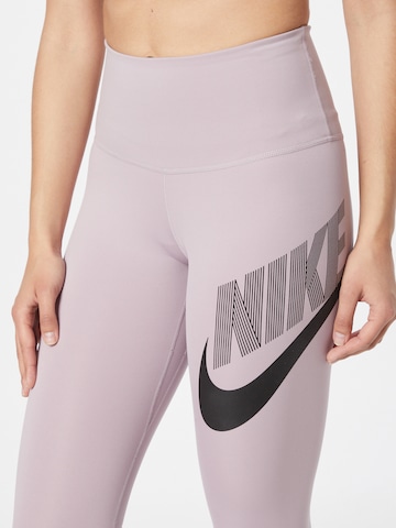 NIKE Skinny Fit Спортен панталон в лилав