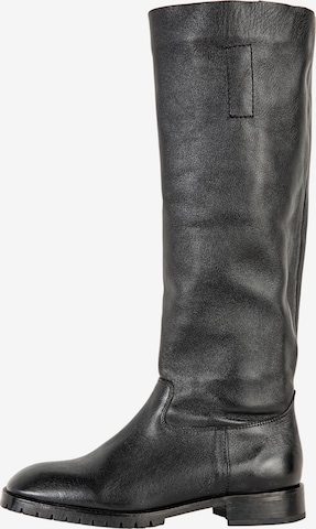 INUOVO Boots in Black: front