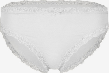 Nina von C. Boyshorts 'Multiple Packs' in White: front