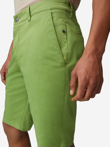 BOGNER Regular Shorts 'Miami' in Grün