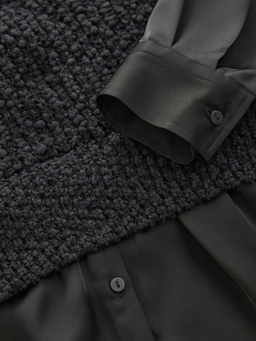 Next Set: Pullover und Bluse in Schwarz