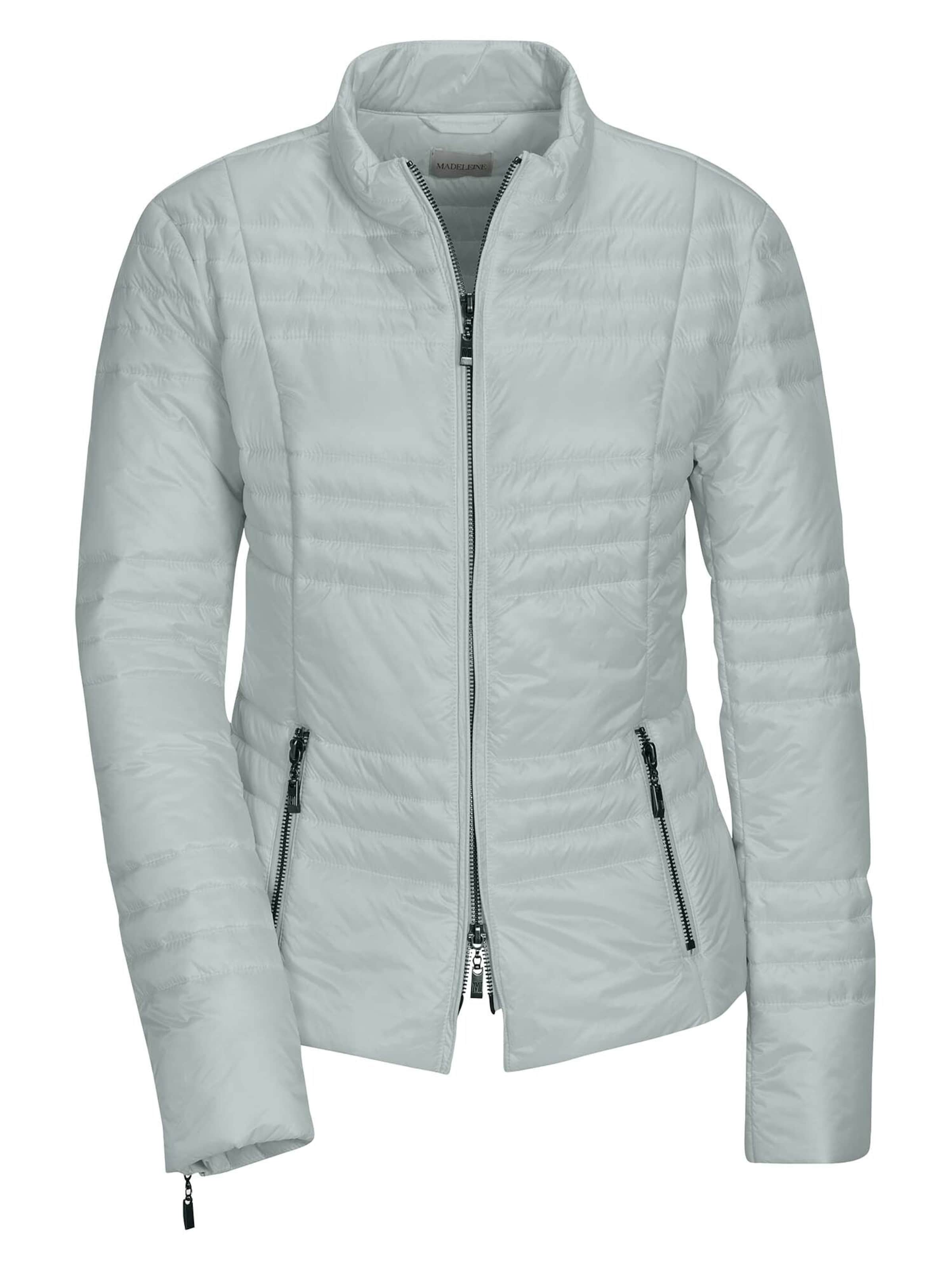 MADELEINE Tussenjas in Groen: voorkant